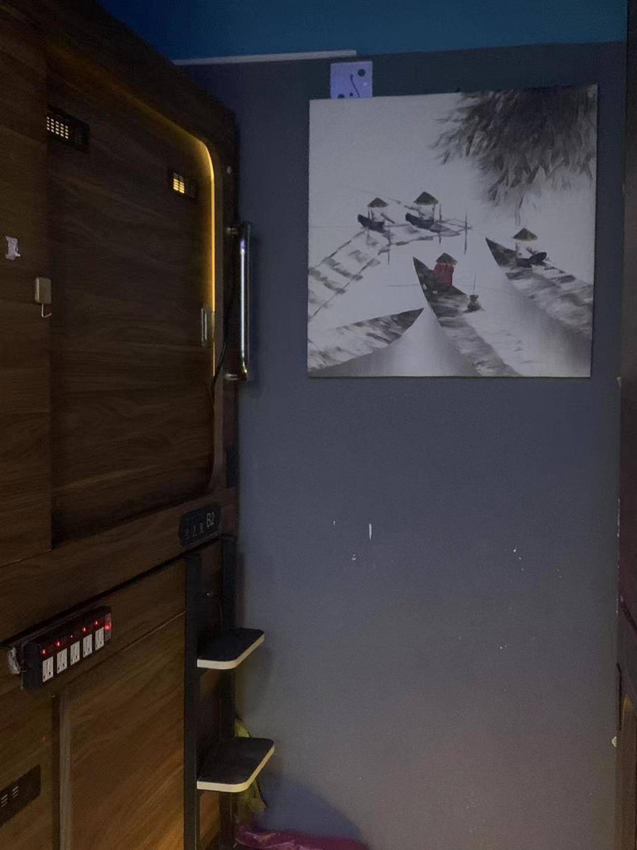 Sleep Cubee Hostel Hong Kong Exterior photo