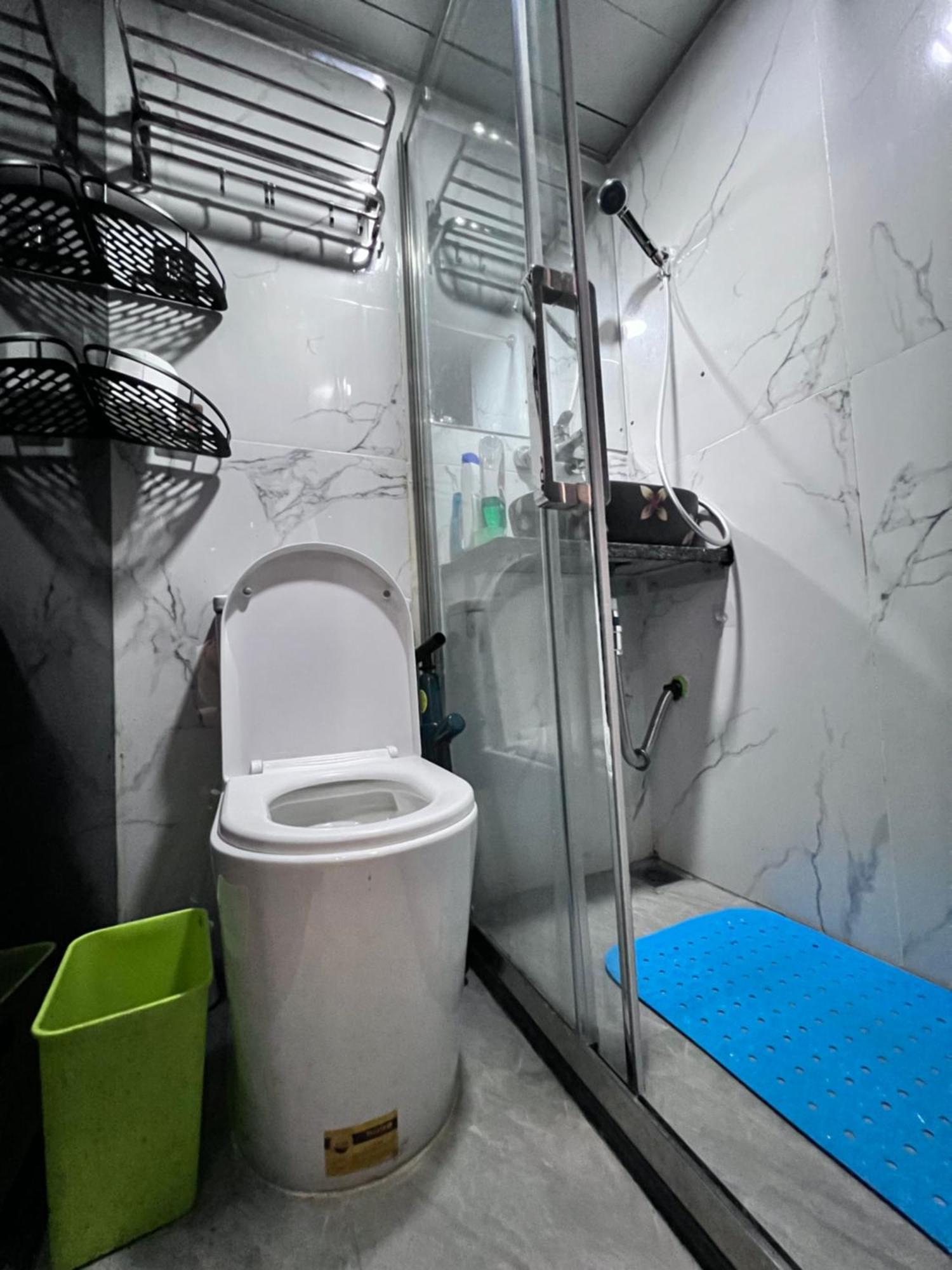 Sleep Cubee Hostel Hong Kong Exterior photo